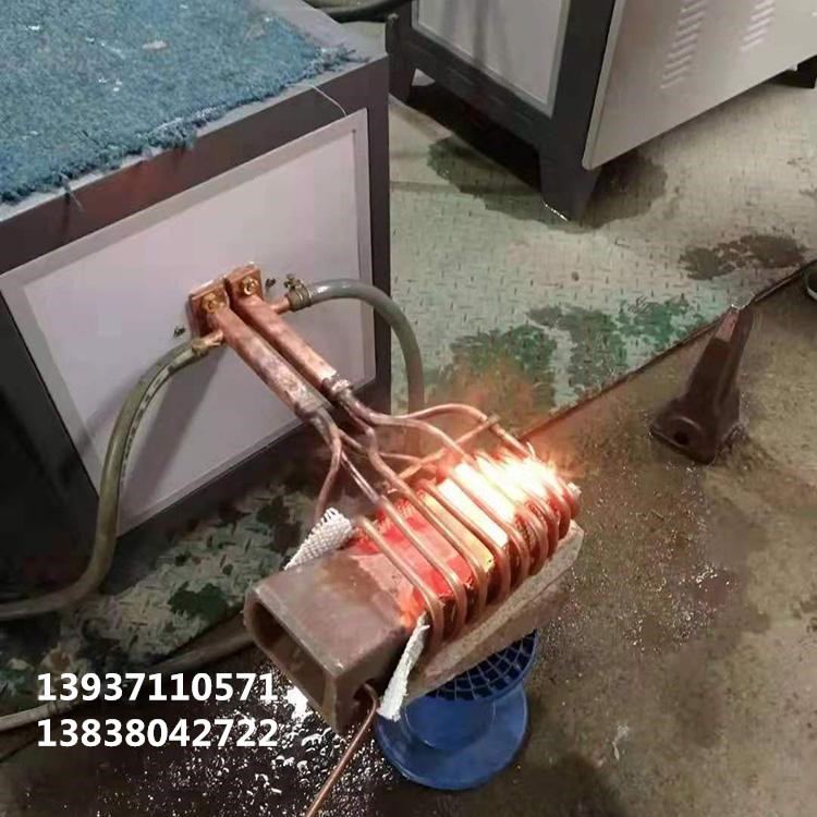 挖掘機斗齒淬火設(shè)備_副本